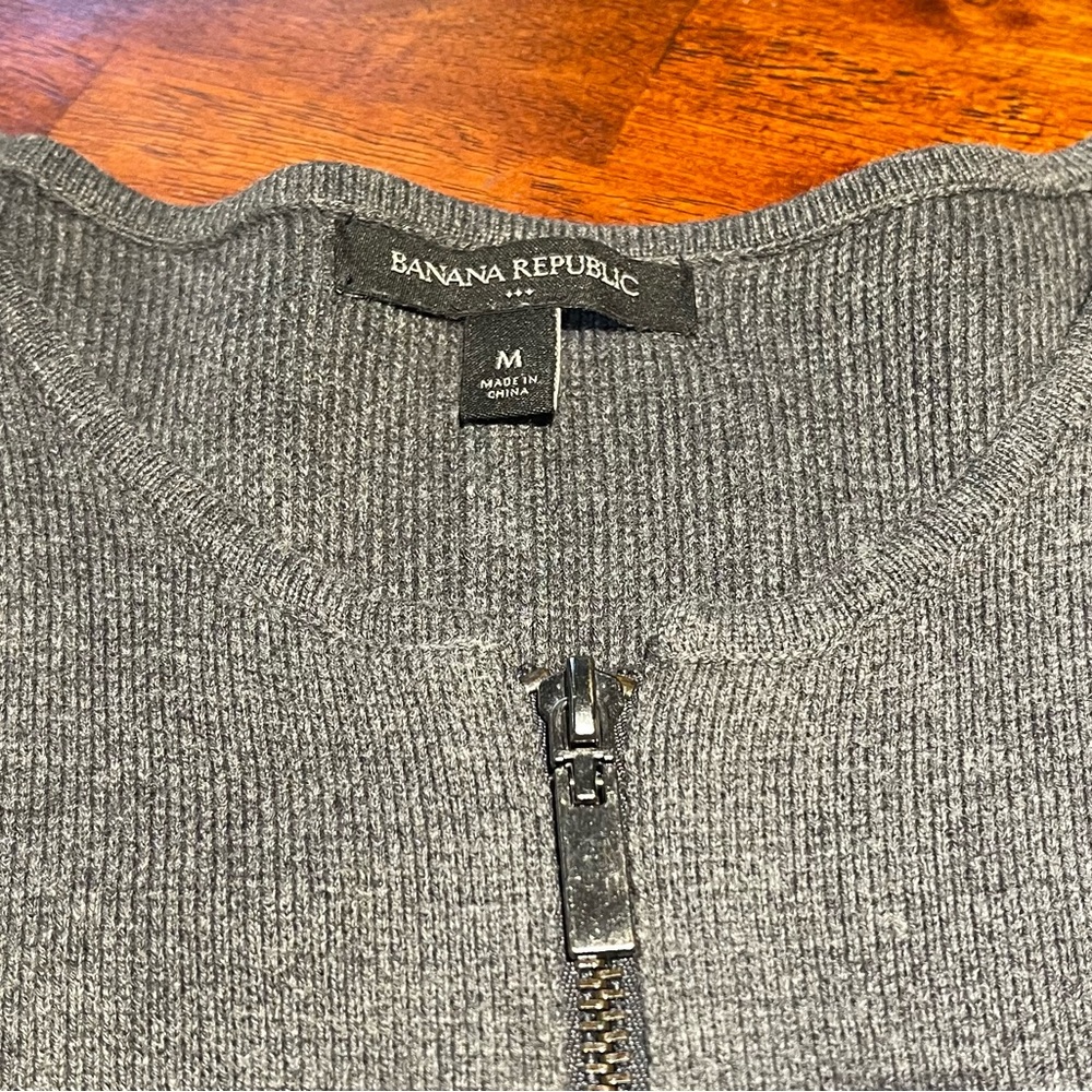 Banana Republic charcoal Gray Women's Zip-Up long heavy knit Cardigan